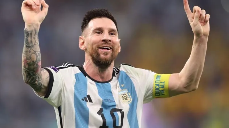 Lionel Messi top những cầu thủ mang áo số 10 xuất sắc